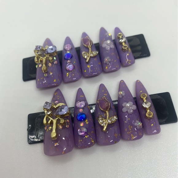 Color Changing Purple to Blue Handmade Press On Nail Set - Picture 5 of 16
